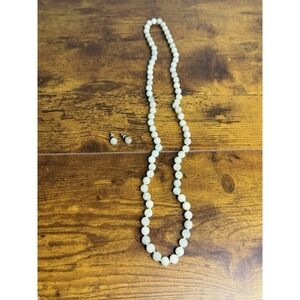 Vtg Hand Knotted Adventurine Necklace Fine Jewelry Sea Green Beads Stud Earrings